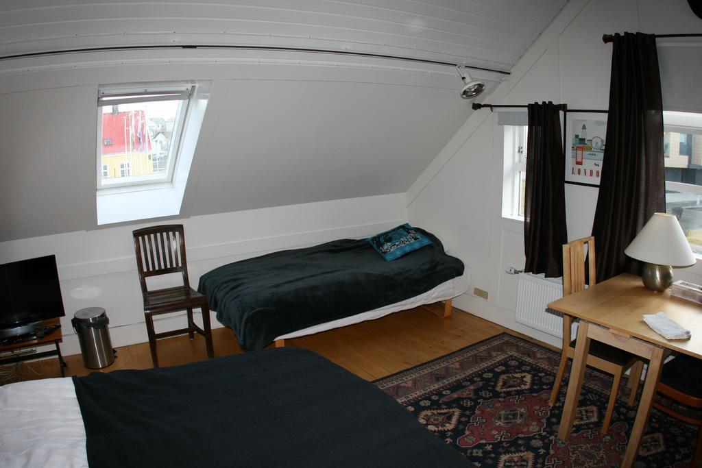 Hafnarfjörður Harbourfront Guesthouse חדר תמונה